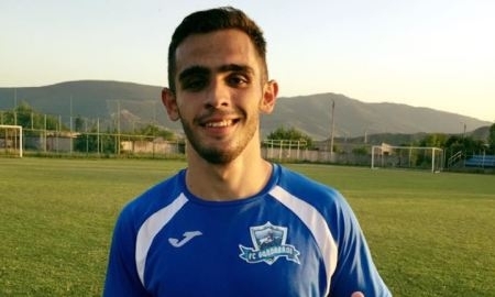 Казахстанец забивает в Грузии