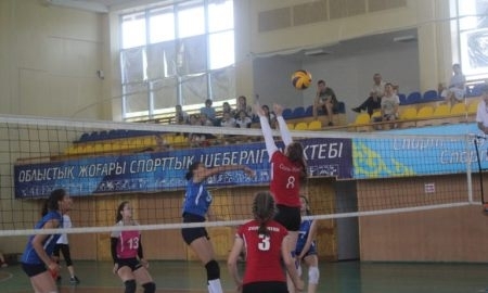 В Уральске проходит международный турнир среди девушек