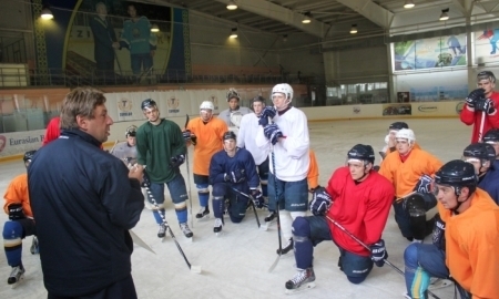 «Алтай-Торпедо» приступил к тренировкам на льду
