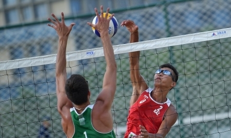 Дмитриев и Елубаев вышли в плей-офф чемпионата мира по пляжному волейболу до 21 года