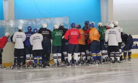 «Алтай» отправился на сборы в Астану