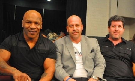 Хенри Рибалта: «Мы готовы вкладывать деньги для дальнейшей успешной карьеры Ивана Дычко в профессиональном боксе»