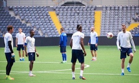 <strong>Стартовые составы «Астаны» и «Спартака»</strong>