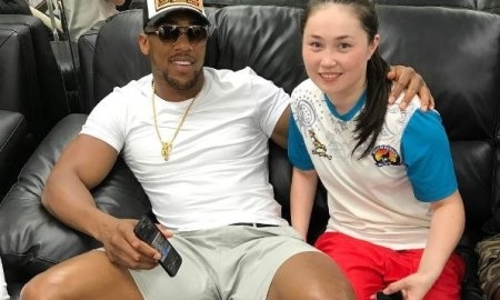 Муздиман встретилась с Джошуа