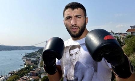 Турецкий суперсредневес поможет Альваресу готовиться к Головкину