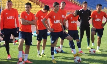 «Ордабасы» провел тренировку перед вылетом в Уральск