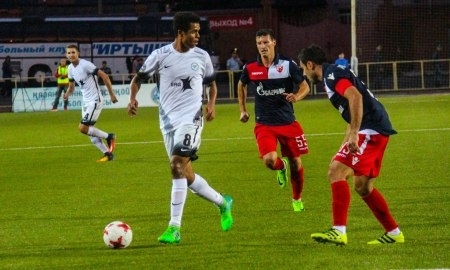<strong>«Иртыш» минимально уступает «Црвене Звезде» после первого тайма</strong>