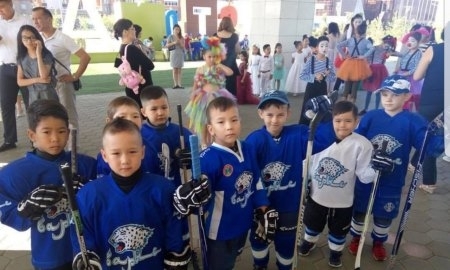 Воспитанники «Барыса» приняли участие в открытии международного кинофестиваля