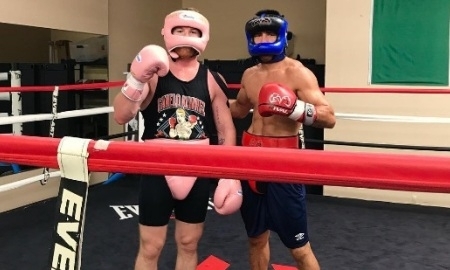 Казахстанский спарринг-партнер оценил готовность «Канело» к бою с Головкиным