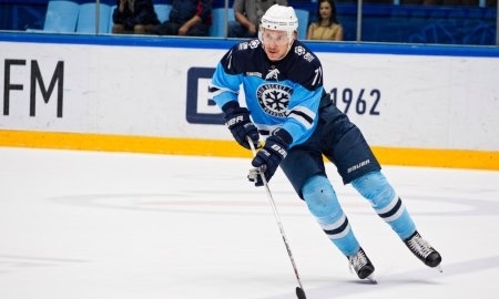 «Сибирь» не стала подписывать экс-игрока «Барыса»