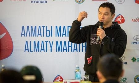 Известный спортсмен и тренер поделится секретами мастерства с юными борцами Алматы