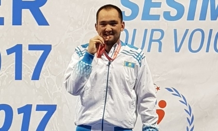 Казахстанский борец-вольник взял «бронзу» Сурдлимпийских игр