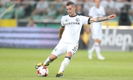 Футболист «Легии» в подробностях рассказал о минусах поля «Астана Арены»