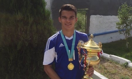 Красноперов вызван в юношескую сборную Казахстана