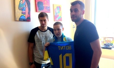 Муртазаев и Аничич посетили тяжело больного юношу-болельщика «Астаны»