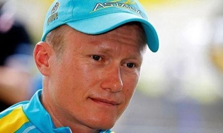 Винокуров первым завершил велоэтап на чемпионате РК по триатлону