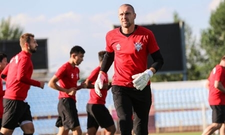 Фоторепортаж с тренировки «Актобе» в Караганде