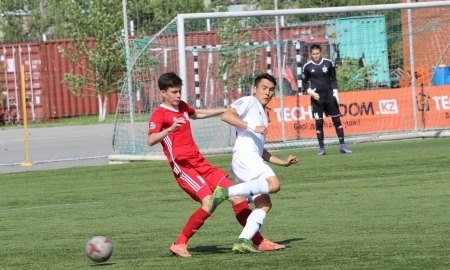 Фоторепортаж с матча Второй лиги «Тобол М» — «Актобе М» 0:1