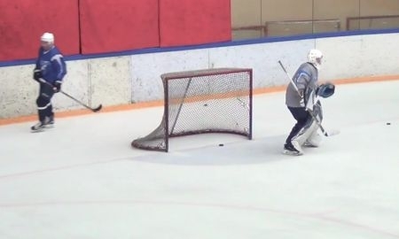 Видео с первой ледовой тренировки «Иртыша»