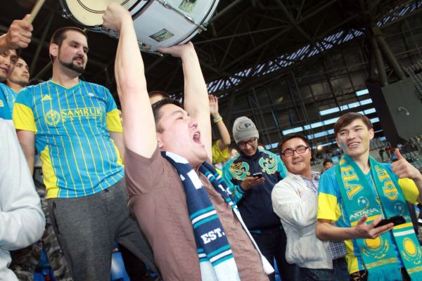 Шоумен Турсынбек Кабатов стал одним из лидеров фанатов ФК «Астана»