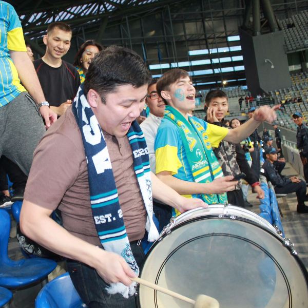 Шоумен Турсынбек Кабатов стал одним из лидеров фанатов ФК «Астана»