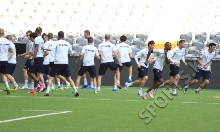 Фоторепортаж с предыгровой тренировки «Астаны»