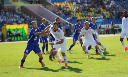 Фоторепортаж с матча Премьер-Лиги «Акжайык» — «Актобе» 2:2