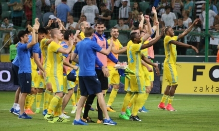 Клубы поздравили «Астану» с выходом в плей-офф Лиги Чемпионов