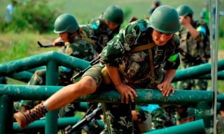 Казахстанцы заняли второе место на этапе конкурса «Десантный взвод»