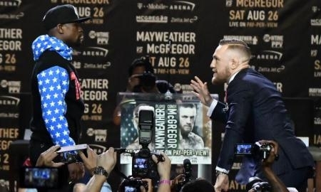 На бой Мэйвезер — Макгрегор, в отличие от поединка Головкин — Альварес, все еще не проданы билеты