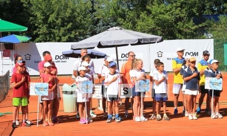 В Алматы проходит турнир на «Кубок Казахстана» по теннису среди детей