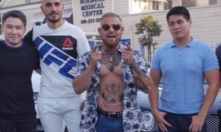 Казахстанский «Макгрегор» разыграл жителей Нью-Йорка