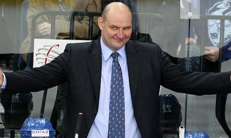 Главный тренер «Адмирала» удалён до конца матча с «Трактором» на Кубке Президента РК