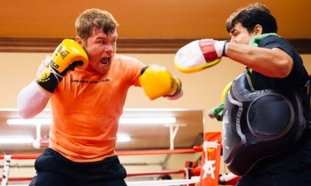 От «Канело» ждут эффективных хуков в бою с Головкиным