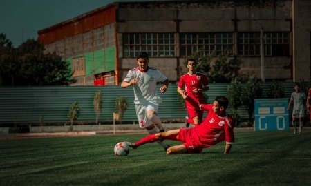 Фоторепортаж с матча Второй лиги «Актобе М» — «Рузаевка» 3:0