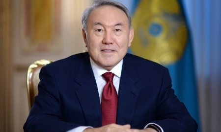 Глава государства посетил ипподром в Астане