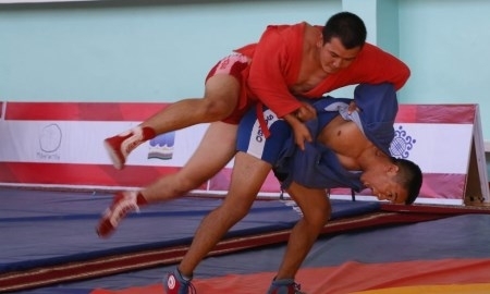 В Актау прошел республиканский турнир по самбо