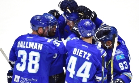 «Барыс» победил «Югру» на старте Мемориала Виктора Блинова