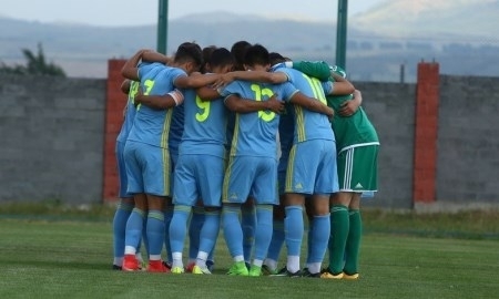 Объявлен расширенный состав молодежной сборной Казахстана на матчи с Черногорией и Францией