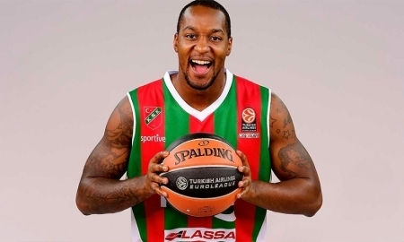 «Астана» подписала контракт с американским баскетболистом