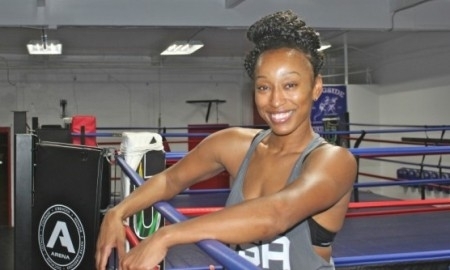 Непобежденная боксерша считает, что у Головкина есть только сила