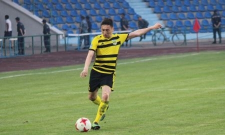 Самат Жарынбетов: «Нам лучше играть на таком поле, чем на синтетике»