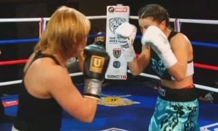 «Kazsport» покажет прямую трансляцию вечера бокса Фирузы Шариповой