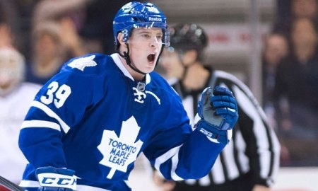 «Настраивается на каждый матч под песни рок-группы AC/DC». Восемь фактов о новичке «Барыса» Мэттью Фрэттине