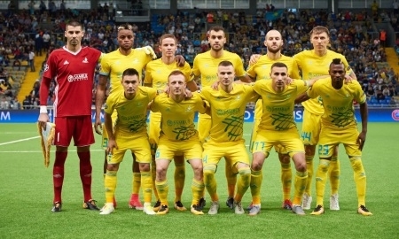 Десять футболистов «Астаны» отправились в сборные