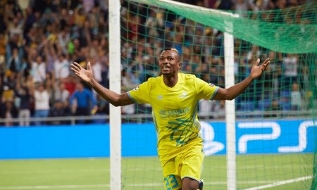 Болельщики «Астаны» признали Твумаси лучшим игроком матча Лиги Чемпионов с «Селтиком»