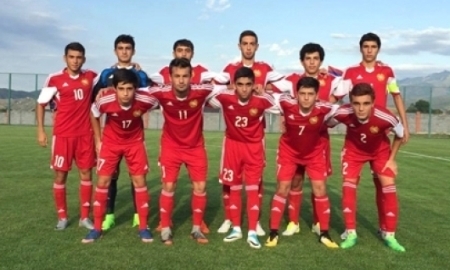 Сборная Казахстана до 17 лет пропустила пять голов от Армении