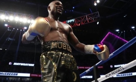 Хабиб Нурмагомедов: «Бой с Головкиным мог бы нанести большой урон наследию Мэйвезера»