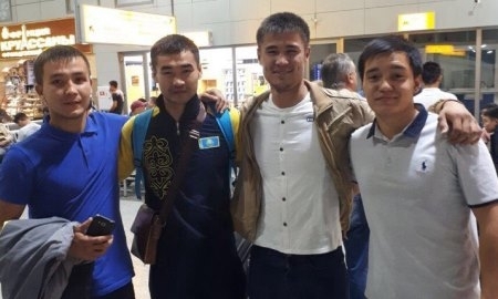 Рахманкулов отправился в США для подготовки к дебюту на профи-ринге