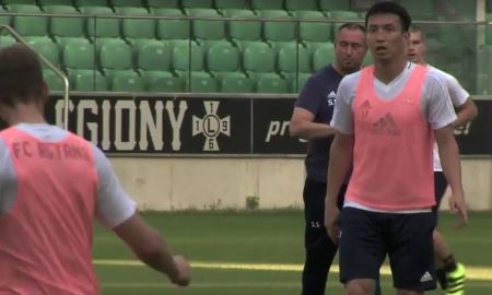 Видео с предыгровой тренировки «Астаны» в Варшаве